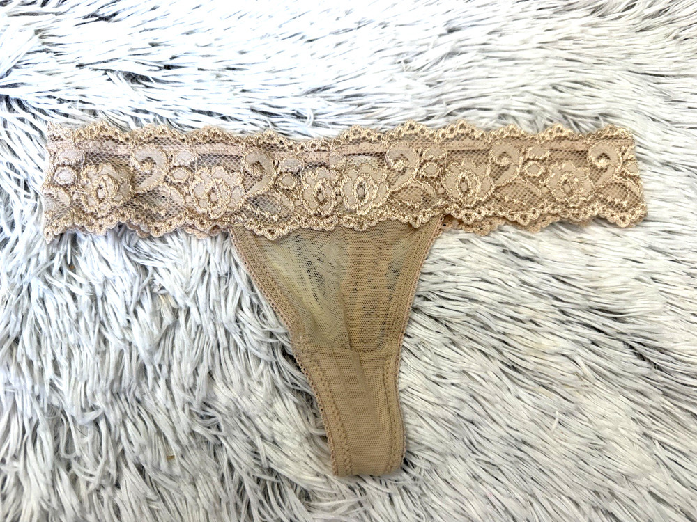 Vingtage Y2K Women's brown Lace Mesh Thong Panties Stretch Size sm/5 Underwear